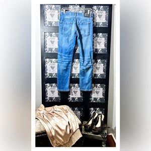 Levi’s Performance 511 Slim Jeans​